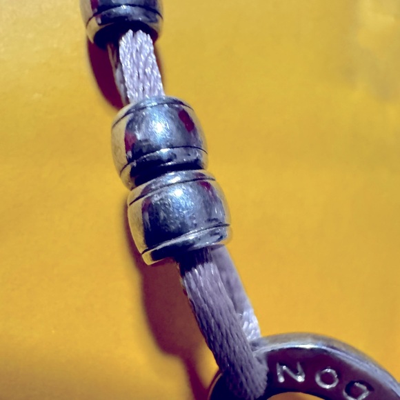 Authentic Links of London pink friendship bracelet - Picture 5 of 6